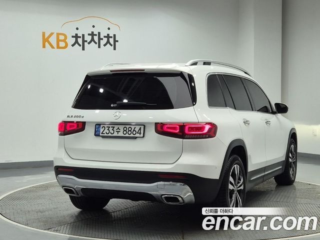 Mercedes-Benz GLB-Class (X247) GLB200 d 2022 — фото 4