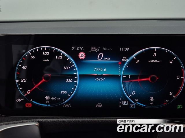 Mercedes-Benz GLB-Class (X247) GLB200 d 2022 — фото 6