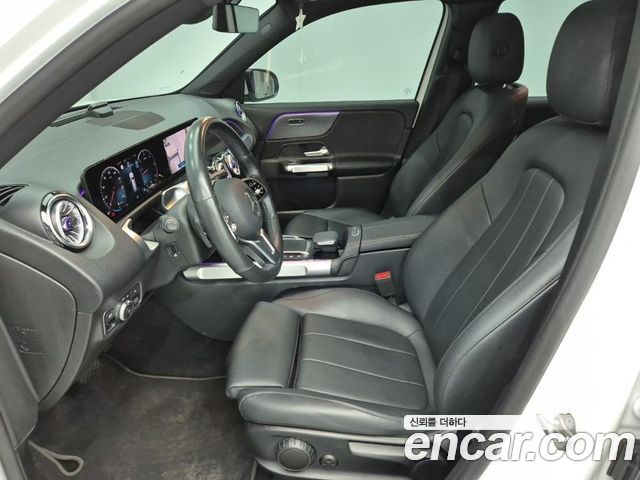Mercedes-Benz GLB-Class (X247) GLB200 d 2022 — фото 17