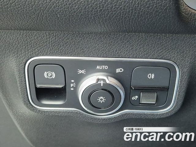 Mercedes-Benz GLB-Class (X247) GLB200 d 2022 — фото 21
