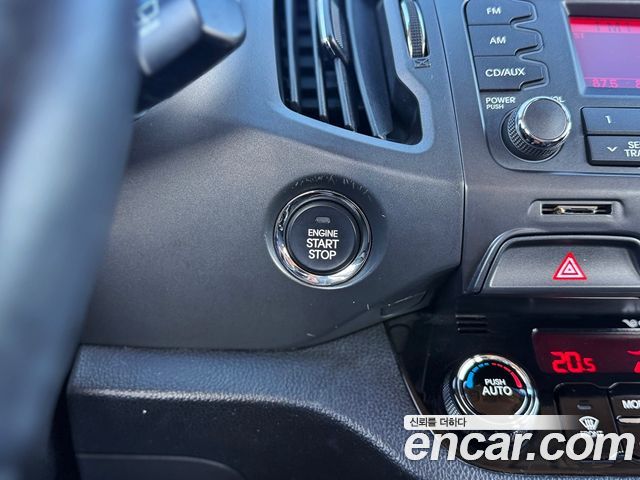Kia Sportage R Diesel 2WD TLX High-Deluxe 2012 — фото 16