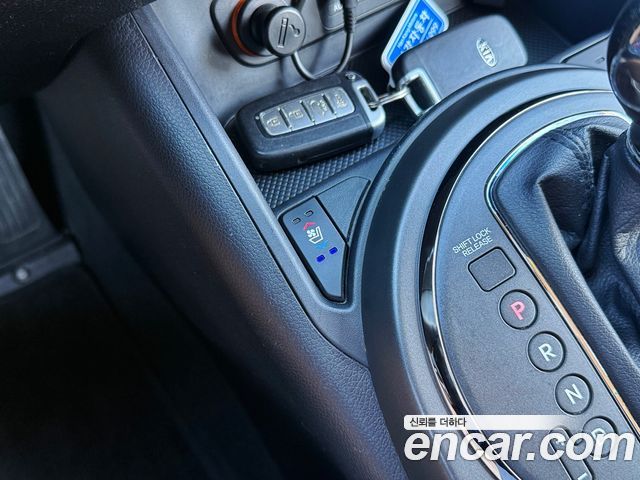Kia Sportage R Diesel 2WD TLX High-Deluxe 2012 — фото 20