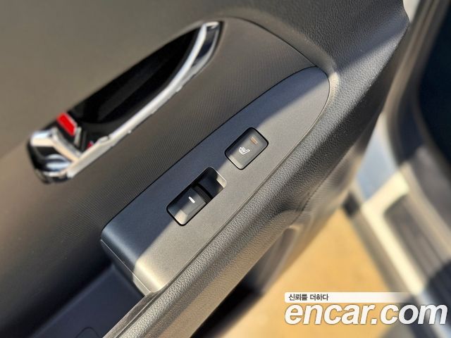 Kia Sportage R Diesel 2WD TLX High-Deluxe 2012 — фото 21