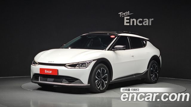 Kia EV6 Long Range 4WD Air 2022 — фото 1