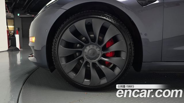 Tesla Model 3 Performance AWD 2022 — фото 5
