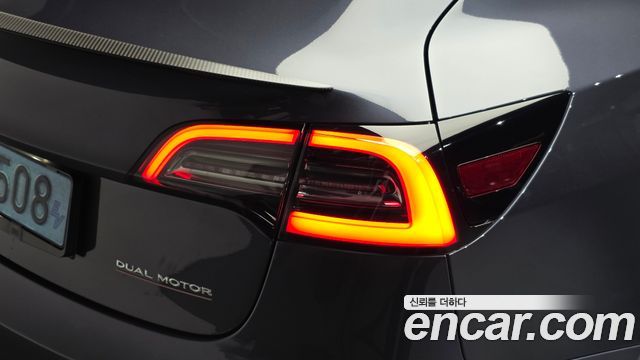 Tesla Model 3 Performance AWD 2022 — фото 23