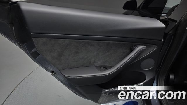 Tesla Model 3 Performance AWD 2022 — фото 25