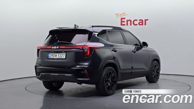 Kia Seltos Gasoline 1.6 Turbo 2WD Gravity 2023 — фото 2