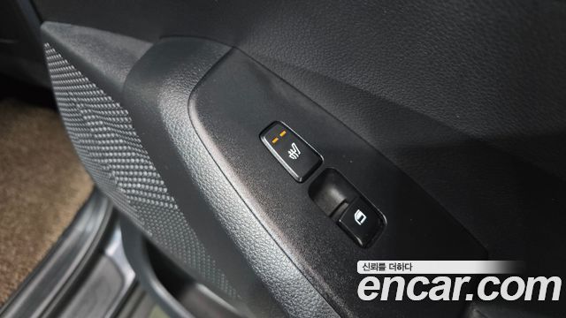 Kia Seltos Gasoline 1.6 Turbo 2WD Gravity 2023 — фото 17