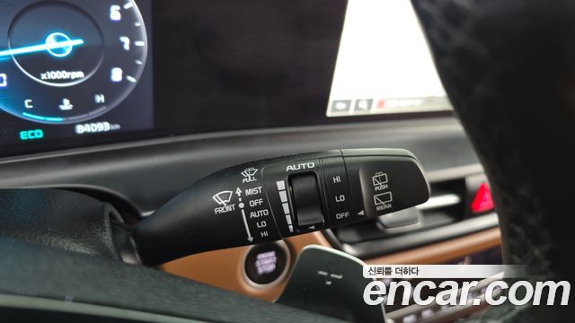 Kia Seltos Gasoline 1.6 Turbo 2WD Gravity 2023 — фото 18