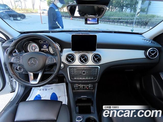 Mercedes-Benz GLA-Class (X156) GLA200 d 2016 — фото 7