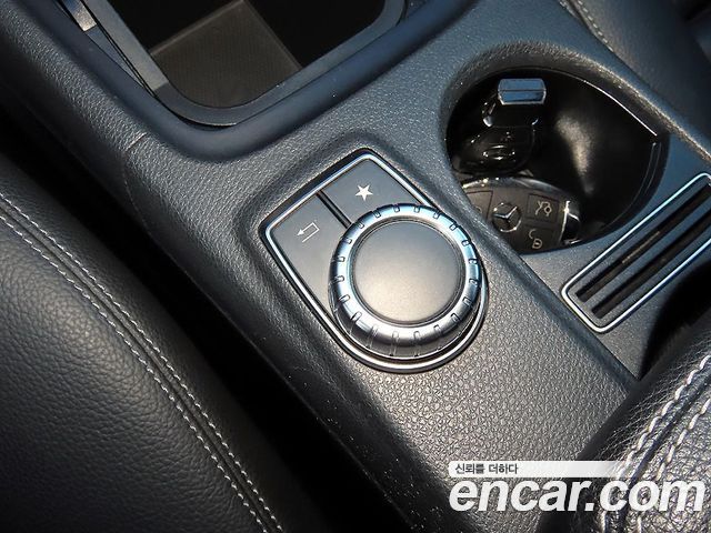 Mercedes-Benz GLA-Class (X156) GLA200 d 2016 — фото 17