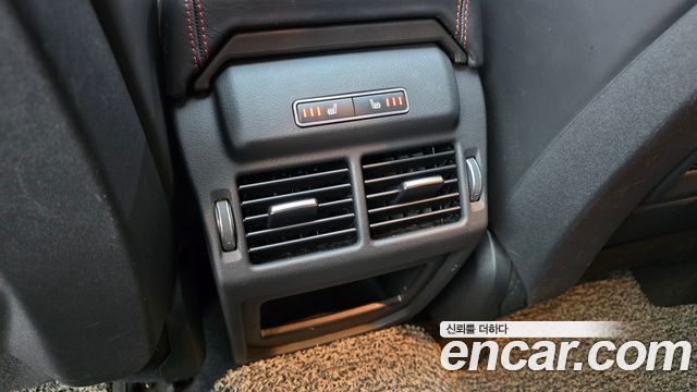 Land Rover Range Rover Evoque 2.0 TD4 HSE Dynamic 2018 — фото 20