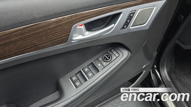 Genesis G80 3.8 GDI AWD Prestige 2017 — фото 15