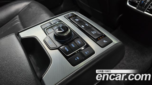 Genesis G80 3.8 GDI AWD Prestige 2017 — фото 18