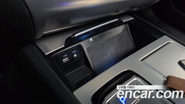 Genesis G80 3.8 GDI AWD Prestige 2017 — фото 30