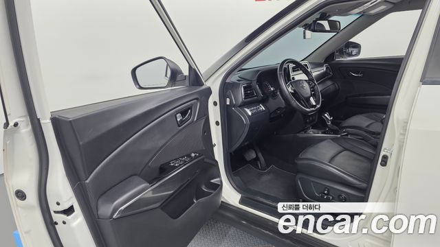 KG Mobility (SsangYong) Very New Tivoli Gasoline 1.5 2WD V3 2022 — фото 10