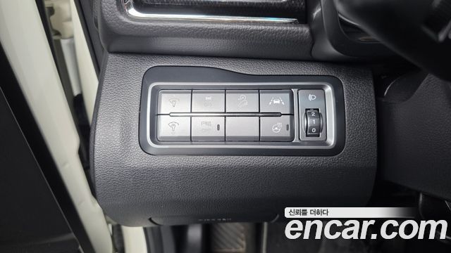 KG Mobility (SsangYong) Very New Tivoli Gasoline 1.5 2WD V3 2022 — фото 19
