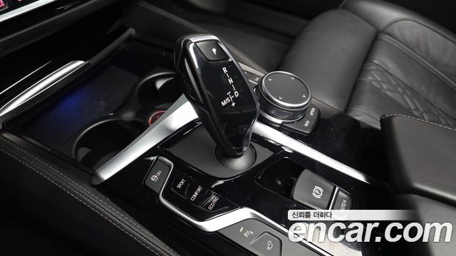 BMW 5 Series (G30) 530i xDrive M Sport Package Plus 2019 — фото 9