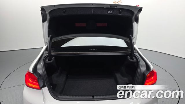 BMW 5 Series (G30) 530i xDrive M Sport Package Plus 2019 — фото 20