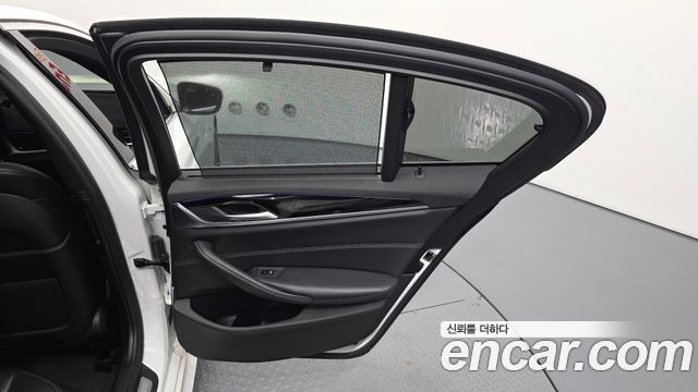 BMW 5 Series (G30) 530i xDrive M Sport Package Plus 2019 — фото 25