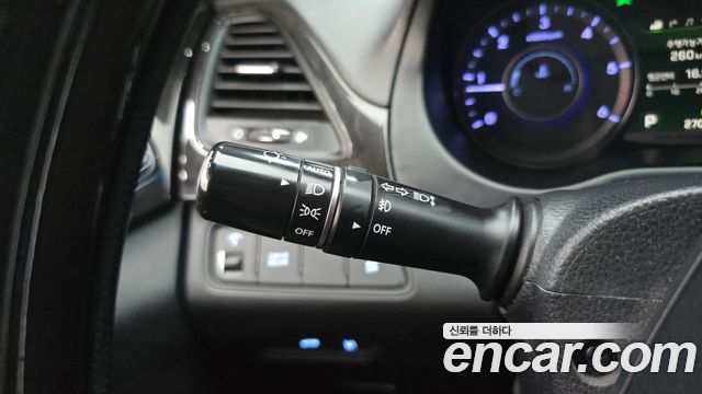 Hyundai Grandeur (HG) HG220 Diesel Premium 2015 — фото 18