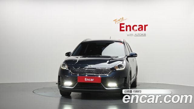 Kia Niro Prestige 2018 — фото 3