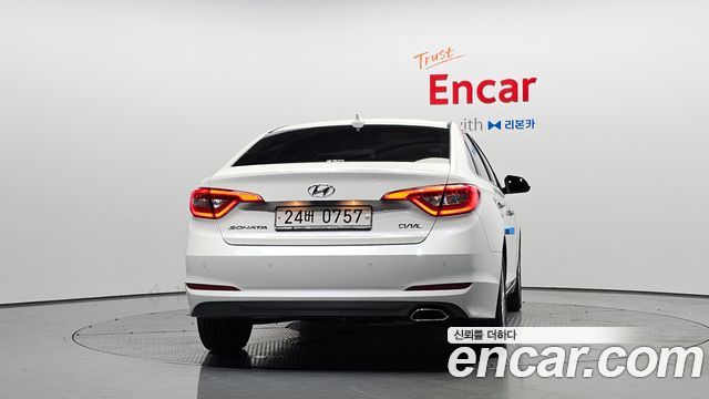 Hyundai Sonata (LF) 2.0 Smart 2016 — фото 4