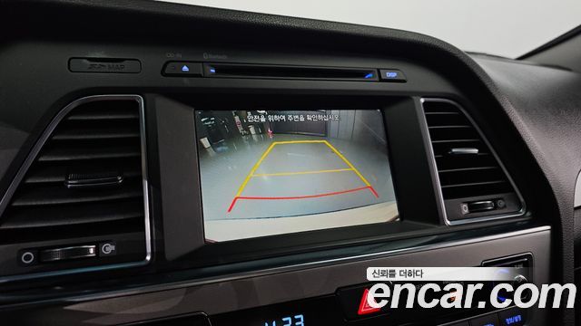 Hyundai Sonata (LF) 2.0 Smart 2016 — фото 15
