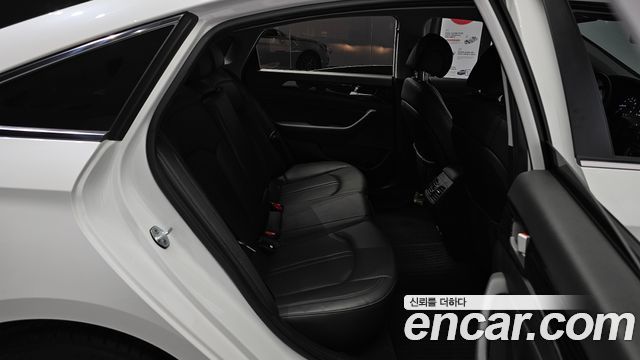 Hyundai Sonata (LF) 2.0 Smart 2016 — фото 26