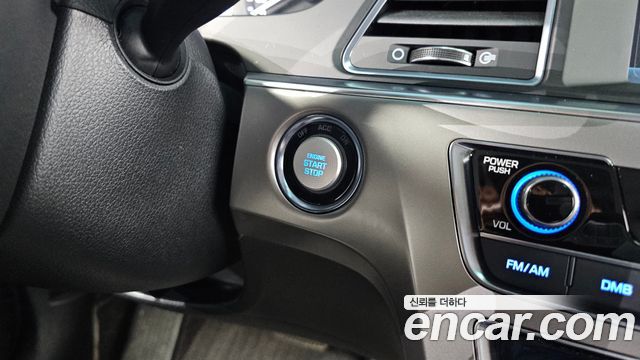 Hyundai Sonata (LF) 2.0 Smart 2016 — фото 27