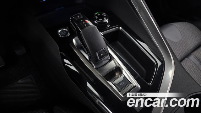 Peugeot 3008 (II) 1.5 BlueHDi Allure 2021 — фото 9