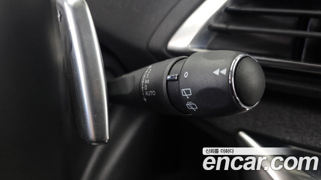 Peugeot 3008 (II) 1.5 BlueHDi Allure 2021 — фото 17