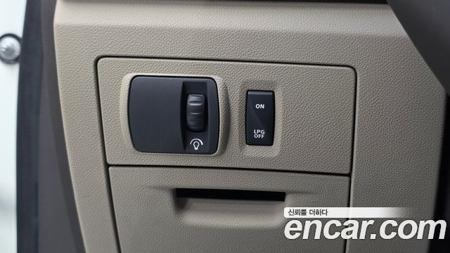 Renault Korea SM5 Platinum LPLi RE Standard 2013 — фото 27