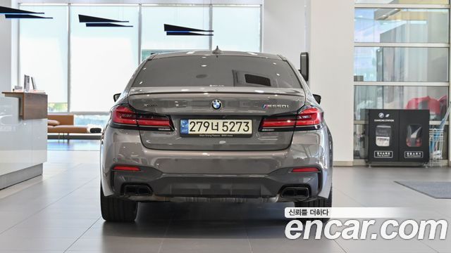 BMW 5 Series (G30) M550i xDrive 2021 — фото 4