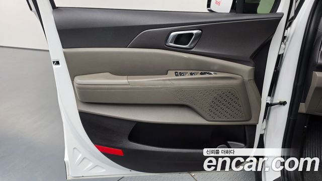 Kia Carnival (IV) Gasoline 9-Seater Noblesse 2025 — фото 24