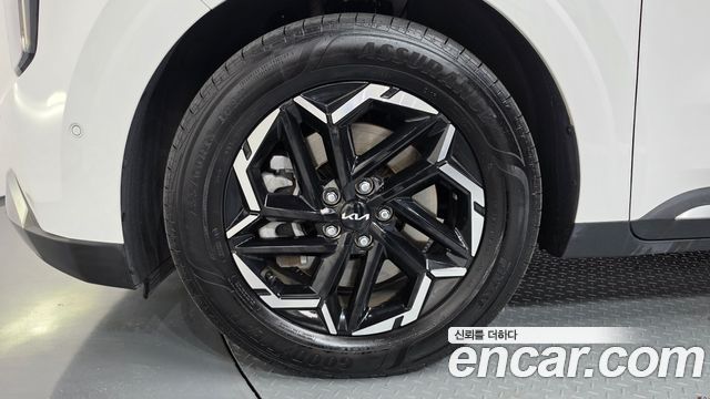 Kia Carnival (IV) Gasoline 9-Seater Noblesse 2025 — фото 28