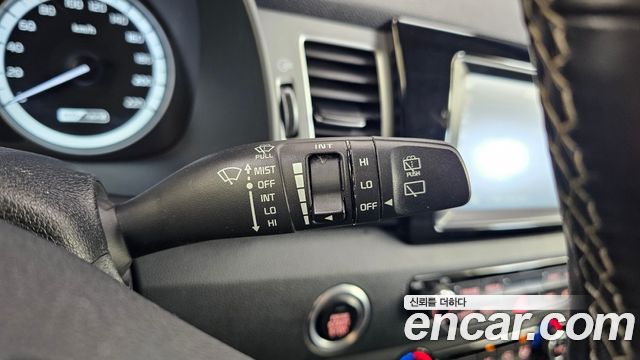 Kia Niro Prestige 2017 — фото 28