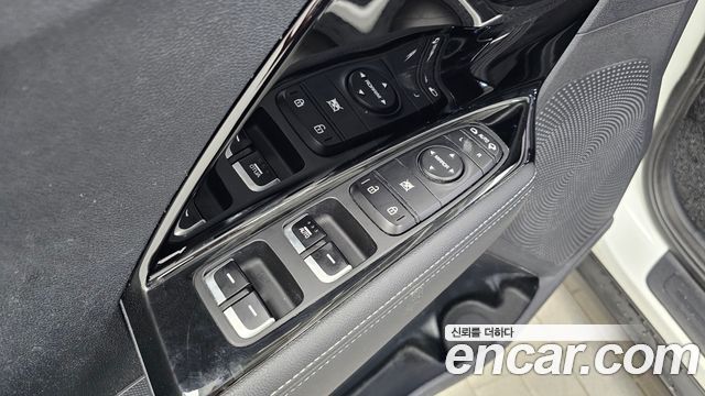Kia Niro Prestige 2017 — фото 29