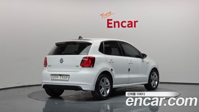 Volkswagen Polo 1.6 TDI R-Line 5th 2013 — фото 2