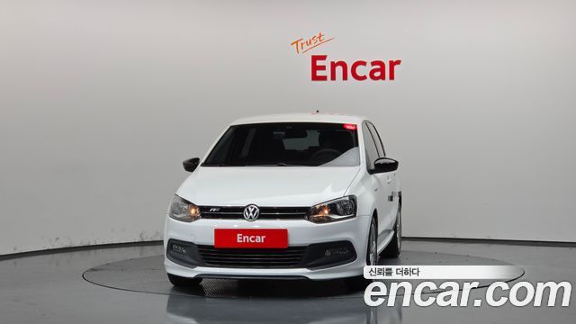 Volkswagen Polo 1.6 TDI R-Line 5th 2013 — фото 3