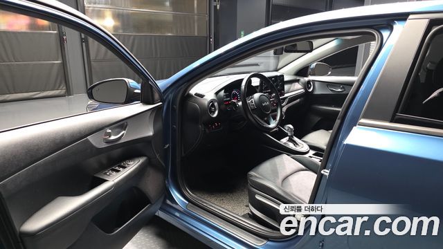 Kia K3 (II) 1.6 Prestige 2022 — фото 10