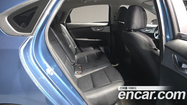 Kia K3 (II) 1.6 Prestige 2022 — фото 12