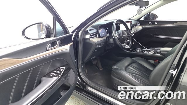 Kia K5 (III) 2.0 Signature 2023 — фото 10