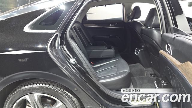 Kia K5 (III) 2.0 Signature 2023 — фото 11
