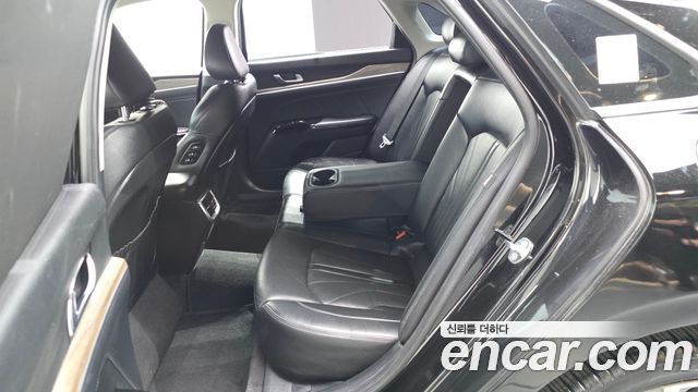Kia K5 (III) 2.0 Signature 2023 — фото 12