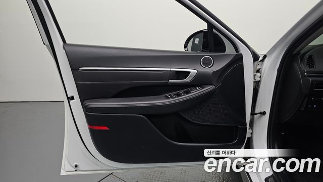 Hyundai Sonata (DN8) 2.0 Premium Plus 2022 — фото 24
