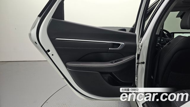 Hyundai Sonata (DN8) 2.0 Premium Plus 2022 — фото 25