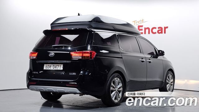Kia Carnival 9-seater Hi-Limousine Noblesse 2017 — фото 2