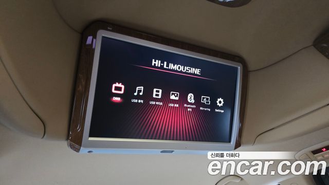 Kia Carnival 9-seater Hi-Limousine Noblesse 2017 — фото 32